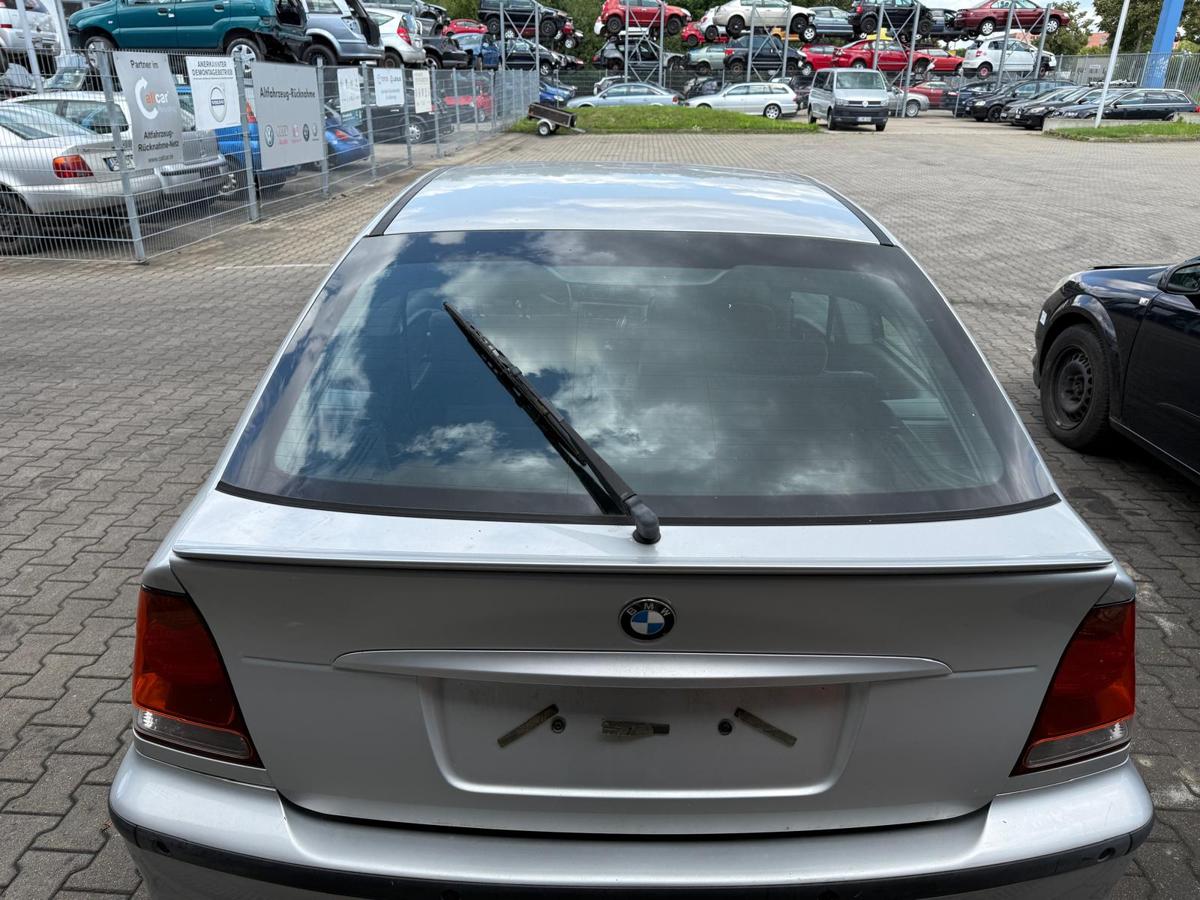 BMW E46 Compact original Heckklappe mit Heckscheibe 354 Titansilber Rohbau BJ03